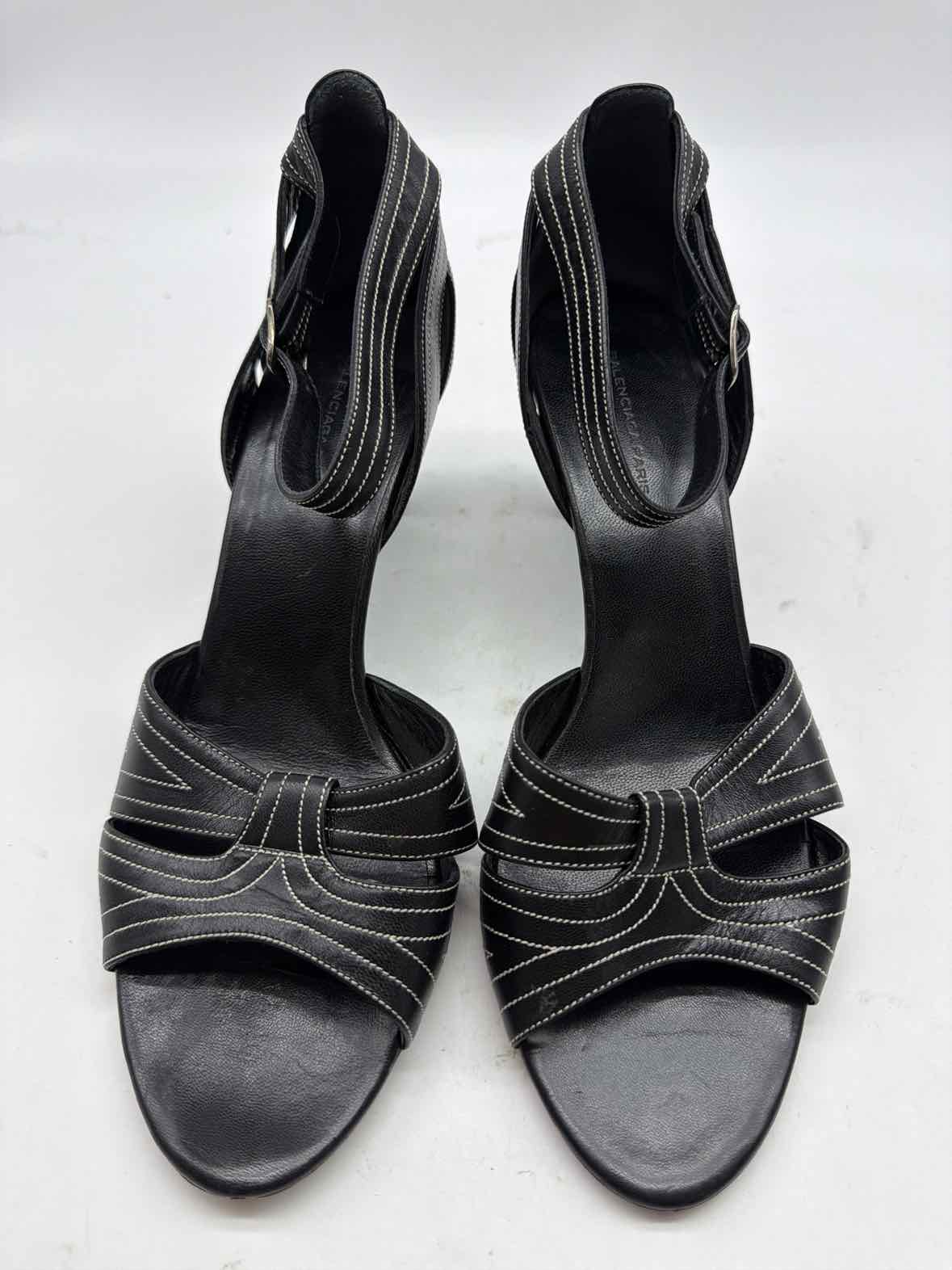 Pre-Owned Balenciaga Black Size 39 Ankle Strap Heels | True Fashionistas.