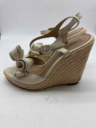 Pre-Owned Valentino Ivory Size 40 Wedge Heels | True Fashionistas.
