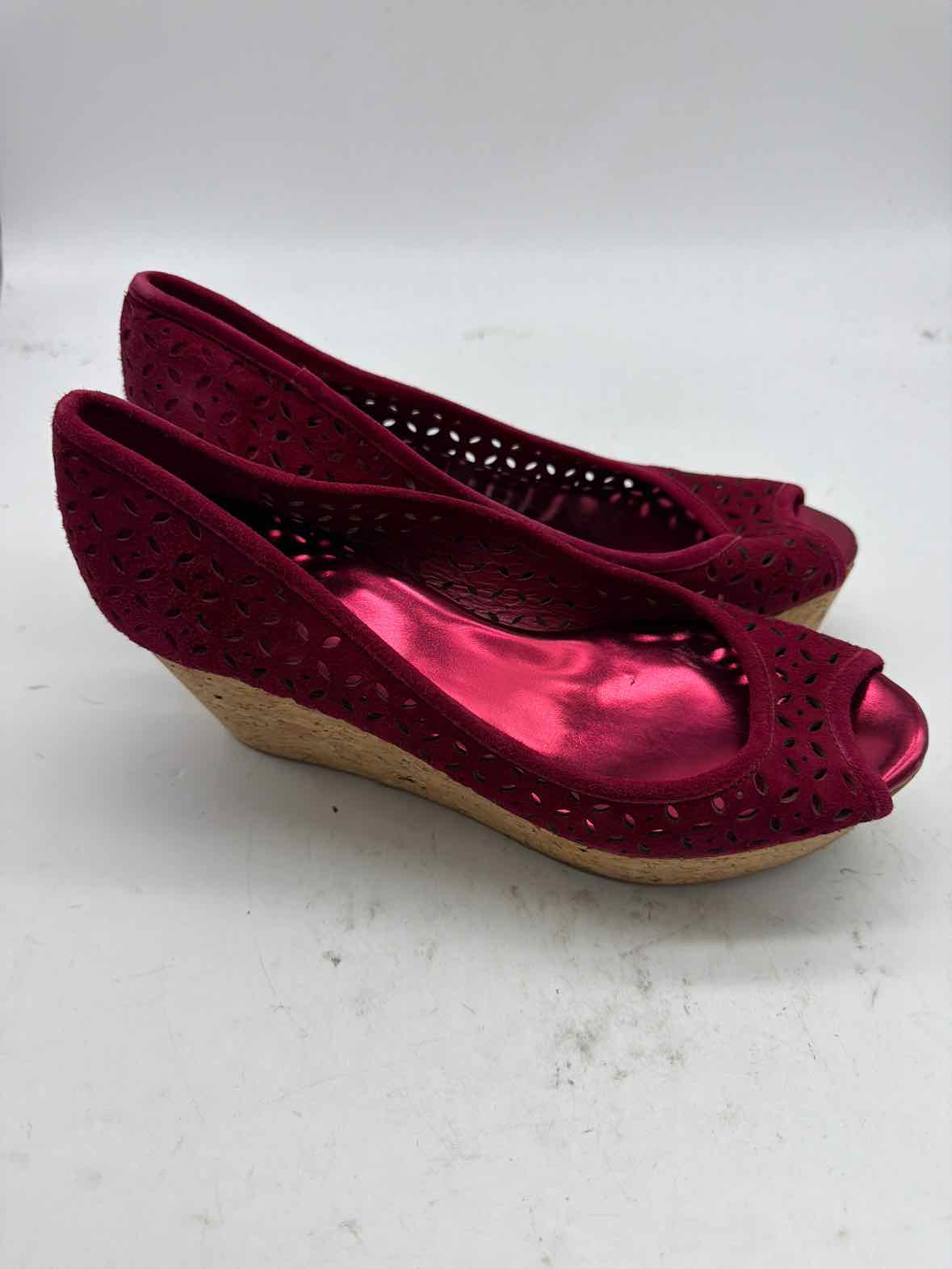 Pre-Owned Jimmy Choo Red Size 7 Wedge Heels | True Fashionistas.