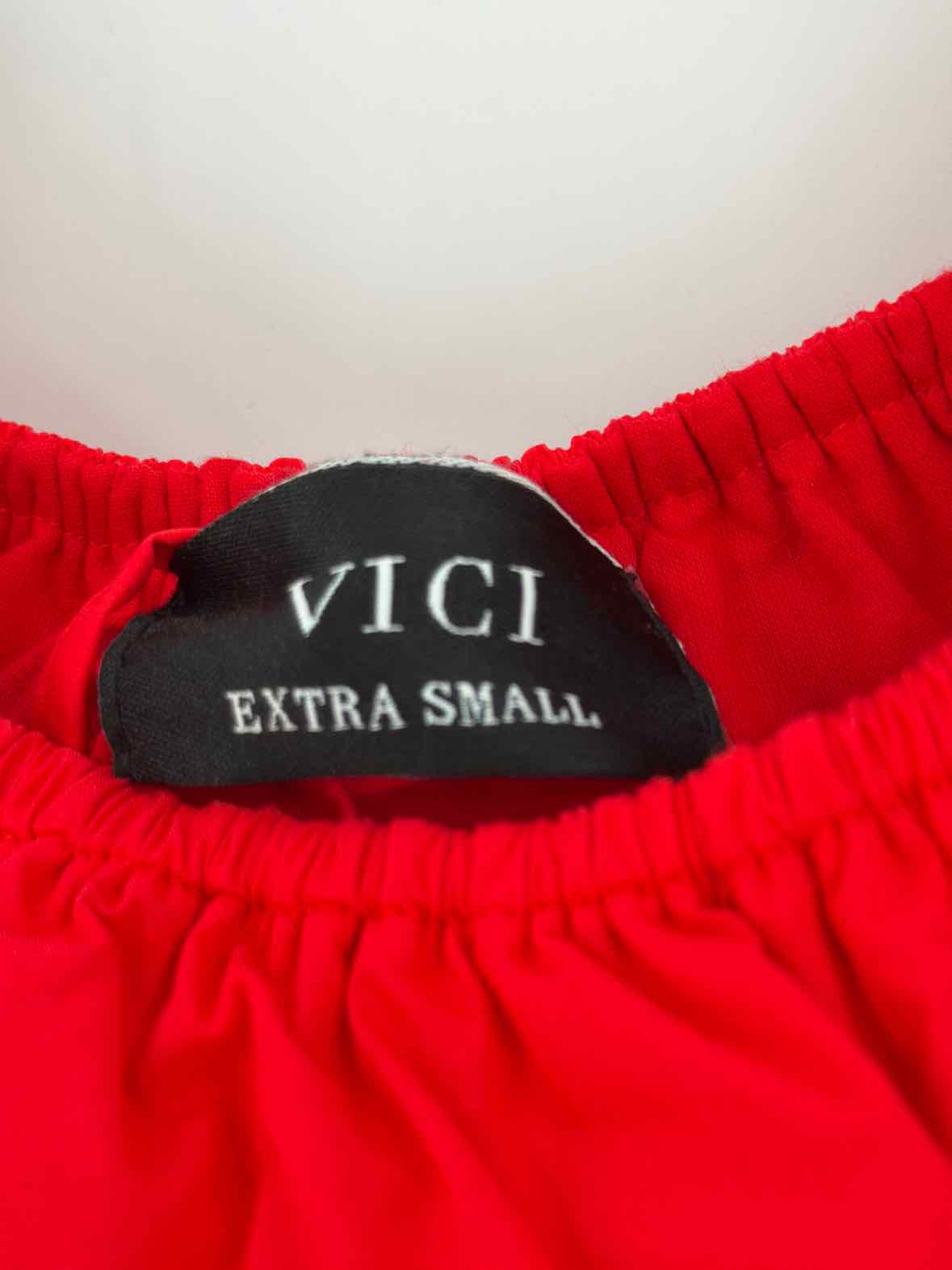 Pre-Owned Vici Red Size XS Short Sleeveless Dress | True Fashionistas.