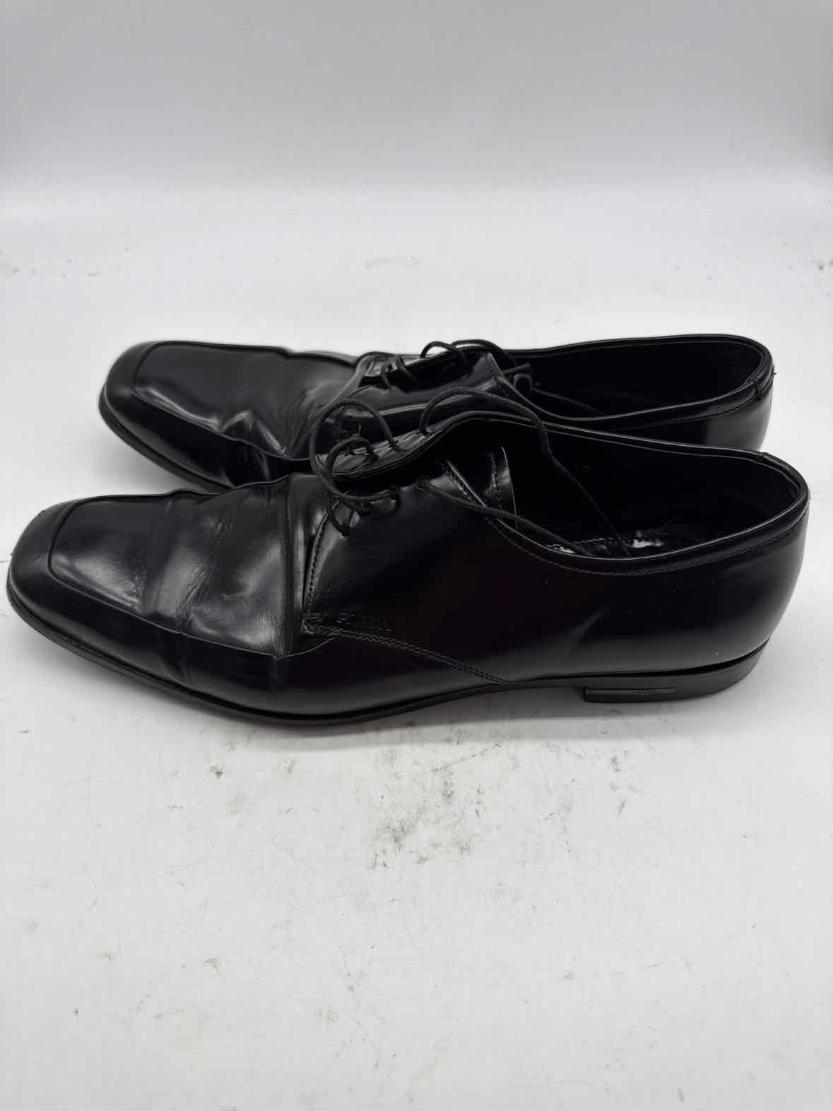 Pre-Owned Prada Black 9.5 Lace Up Men's Dress Shoes | True Fashionistas.