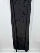 Pre-Owned SukiSo Black Size 1X Velvet Long Sleeveless Dress | True Fashionistas.