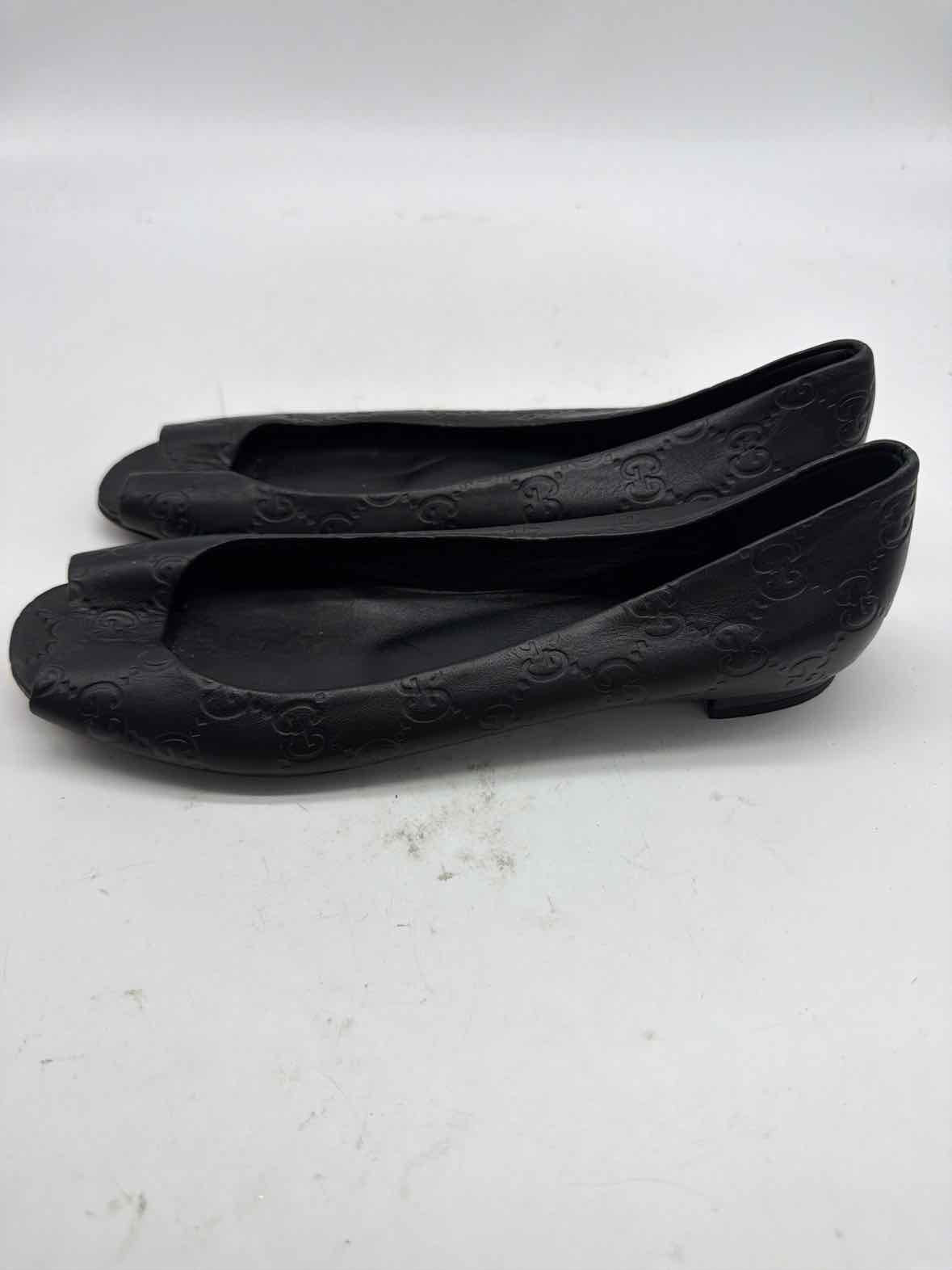 Pre-Owned Gucci Black Size 7 Peep Toe Flats | True Fashionistas.