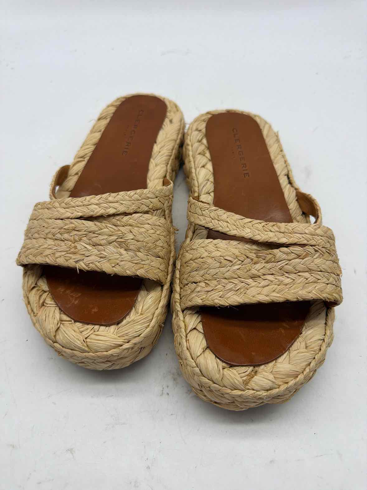 Pre-Owned Clergerie Tan Size 7.5 Mule Sandals | True Fashionistas.