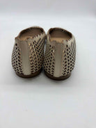 Pre-Owned Chloe Ivory Size 36 Slip On Flats | True Fashionistas.
