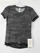 Pre-Owned Lululemon Black Size 2 Athletic Short Sleeve | True Fashionistas.