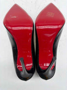 Pre-Owned Christian Louboutin Black Size 9.5 Patent Leather Pump Heels | True Fashionistas.