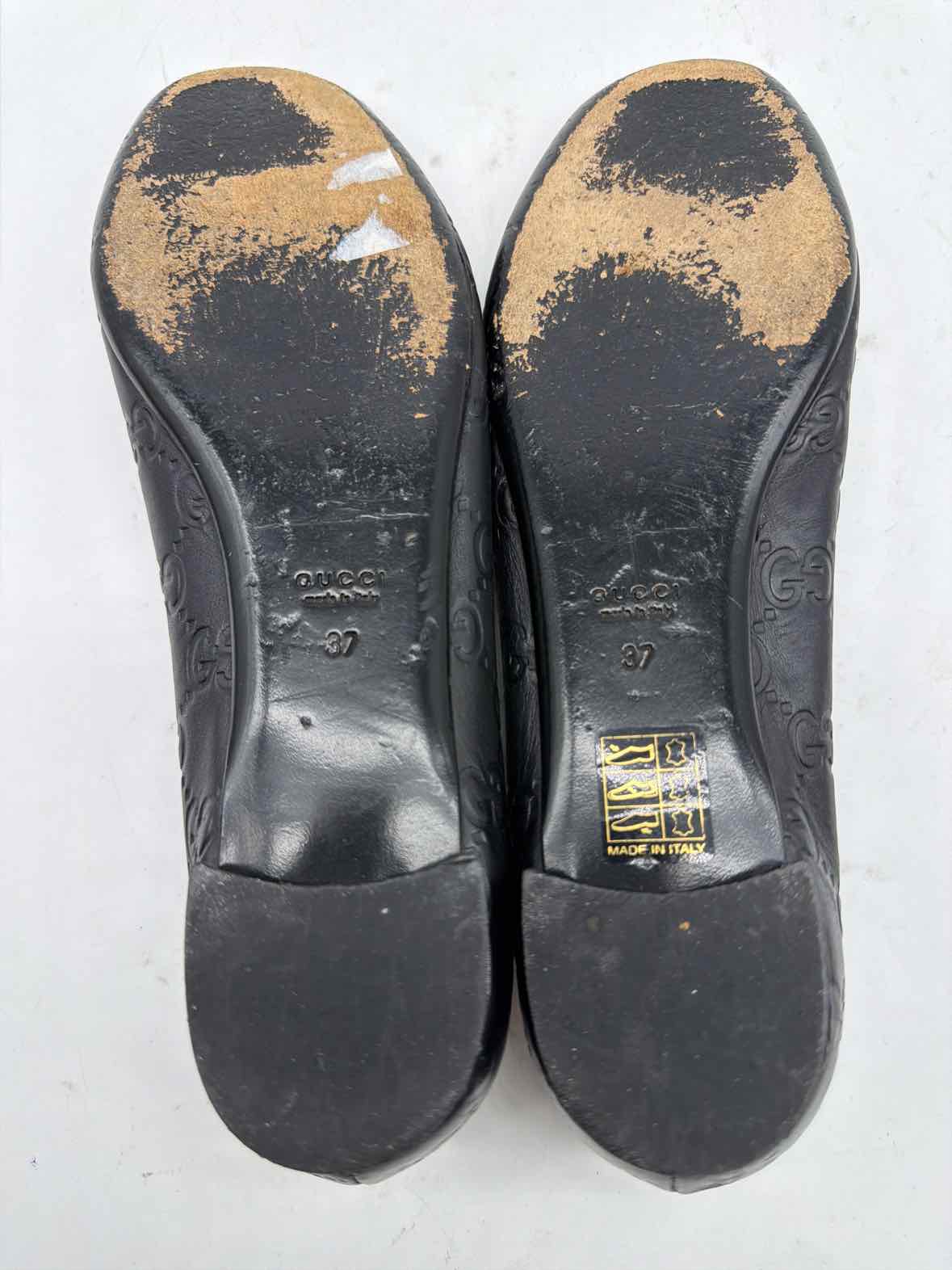 Pre-Owned Gucci Black Size 7 Peep Toe Flats | True Fashionistas.