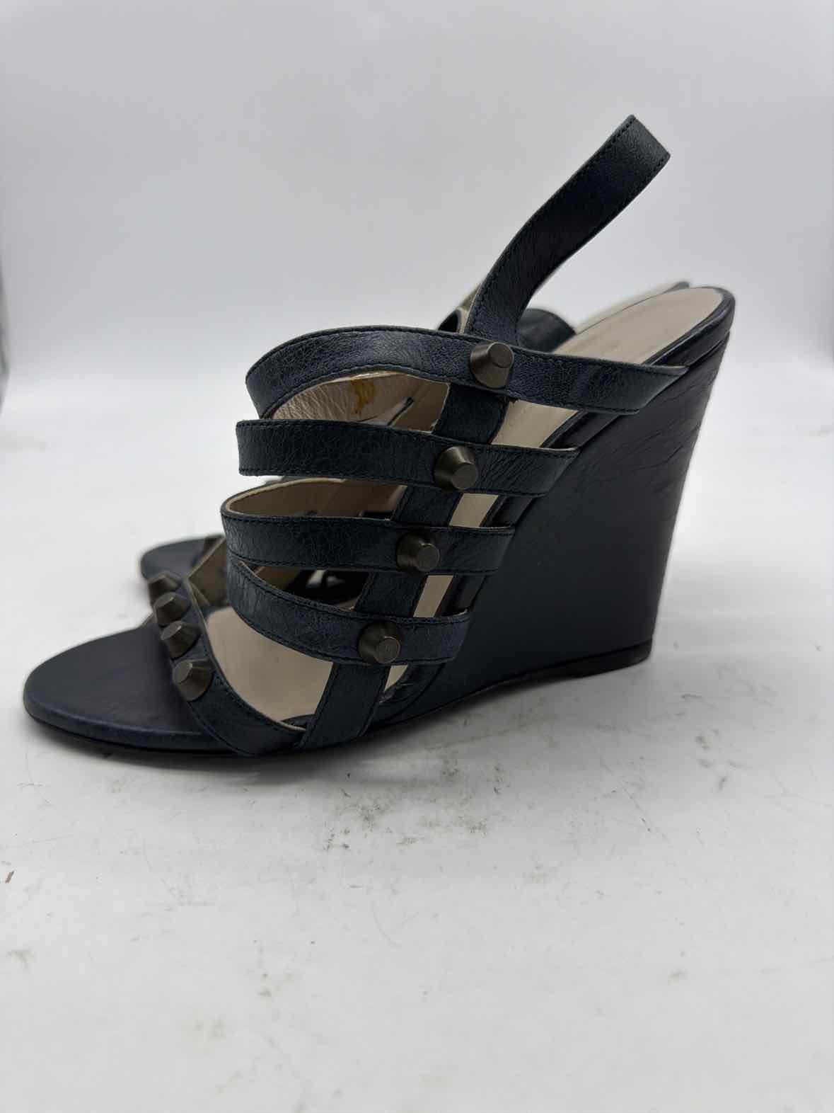 Pre-Owned Balenciaga Navy Size 6 Wedge Heels | True Fashionistas.