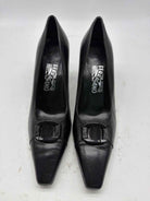 Pre-Owned Salvatore Ferragamo Black Size 8 Pump Heels | True Fashionistas.