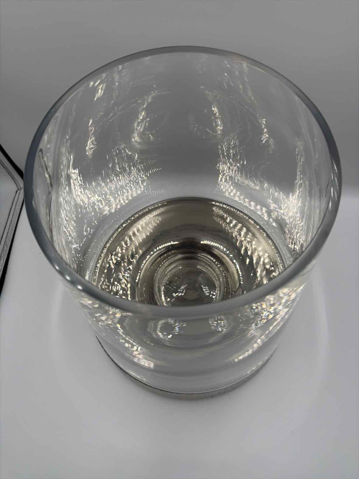 Silver Glass Candle Holder | True Fashionistas.