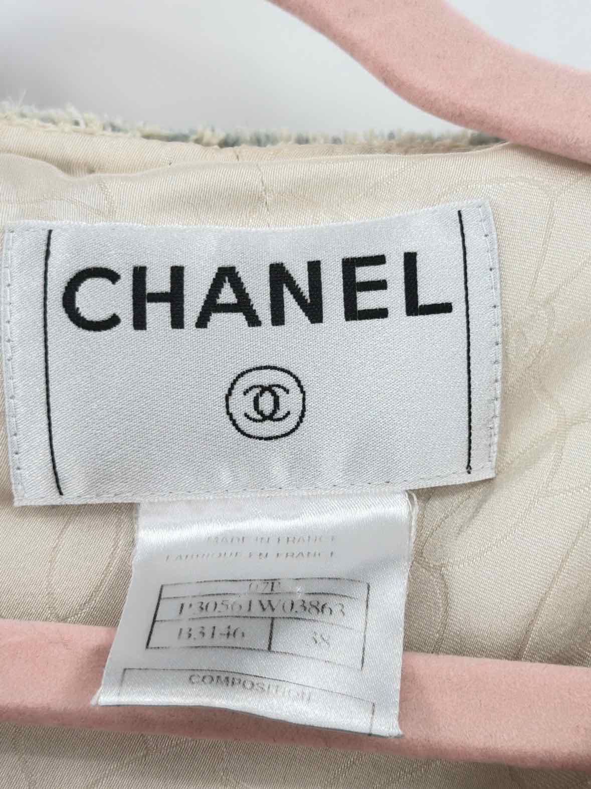 Pre-Owned Chanel Ivory Size 38 Button Jacket | True Fashionistas.