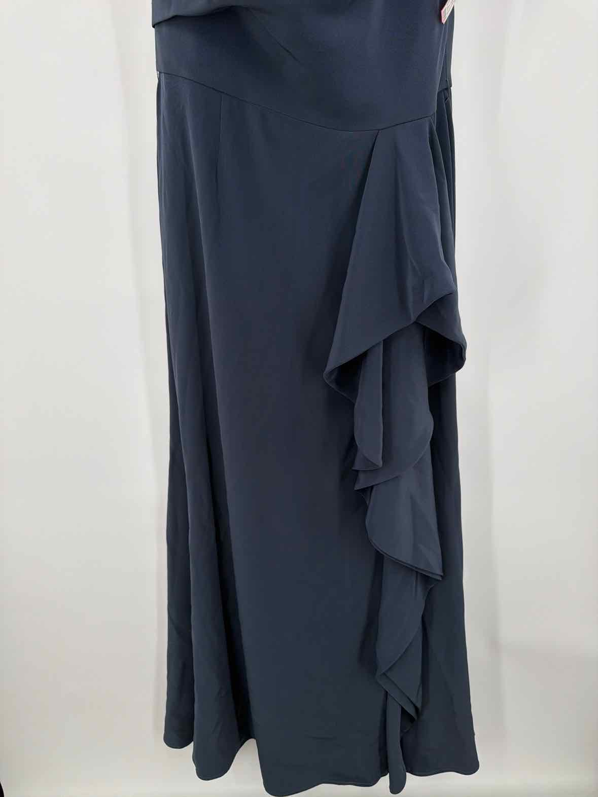 Pre-Owned Frascara Blue Size 14 Gown Long Evening Gown | True Fashionistas.