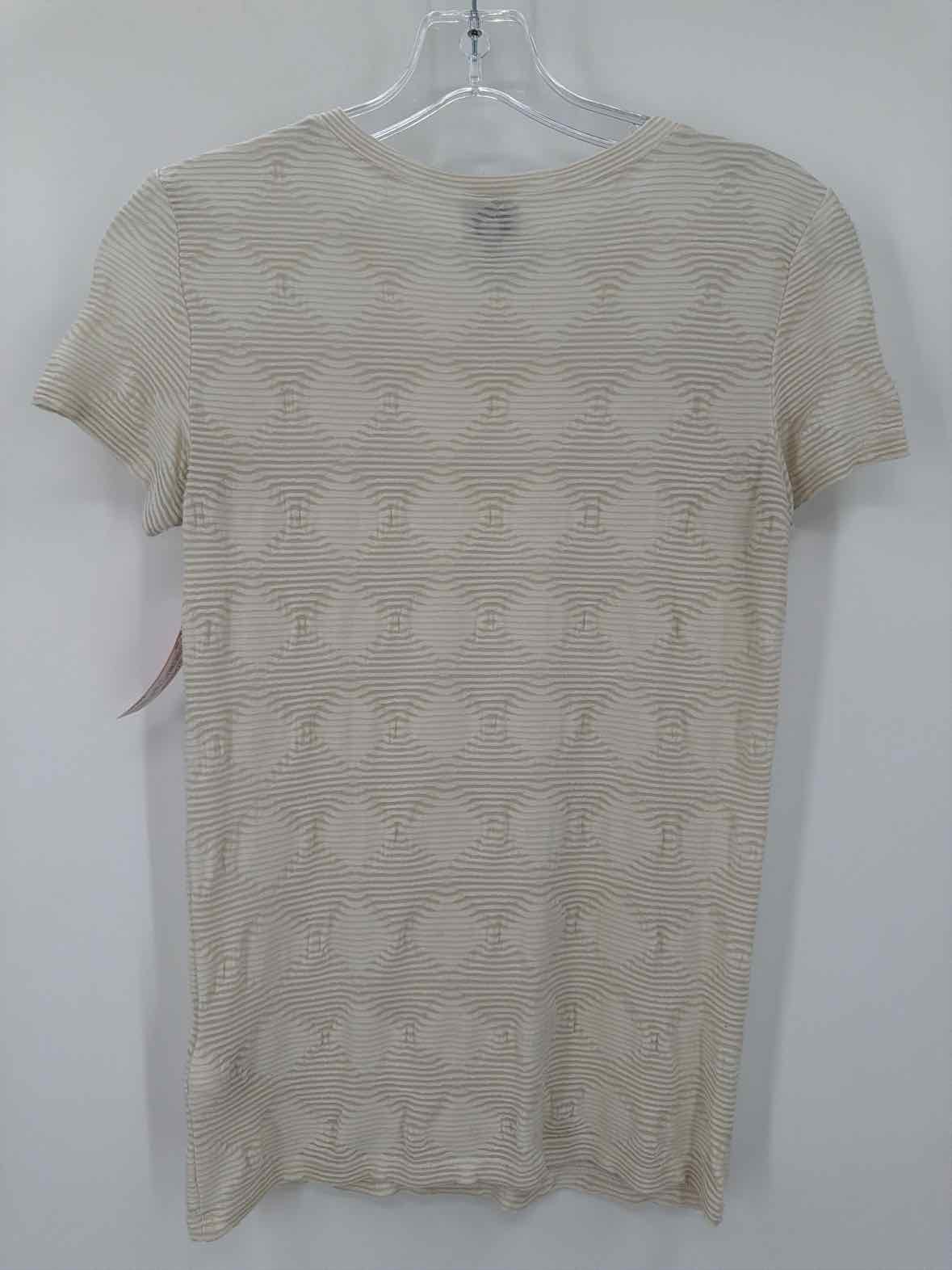 Pre-Owned Armani Collezioni Ivory Size 10 T-shirt | True Fashionistas.