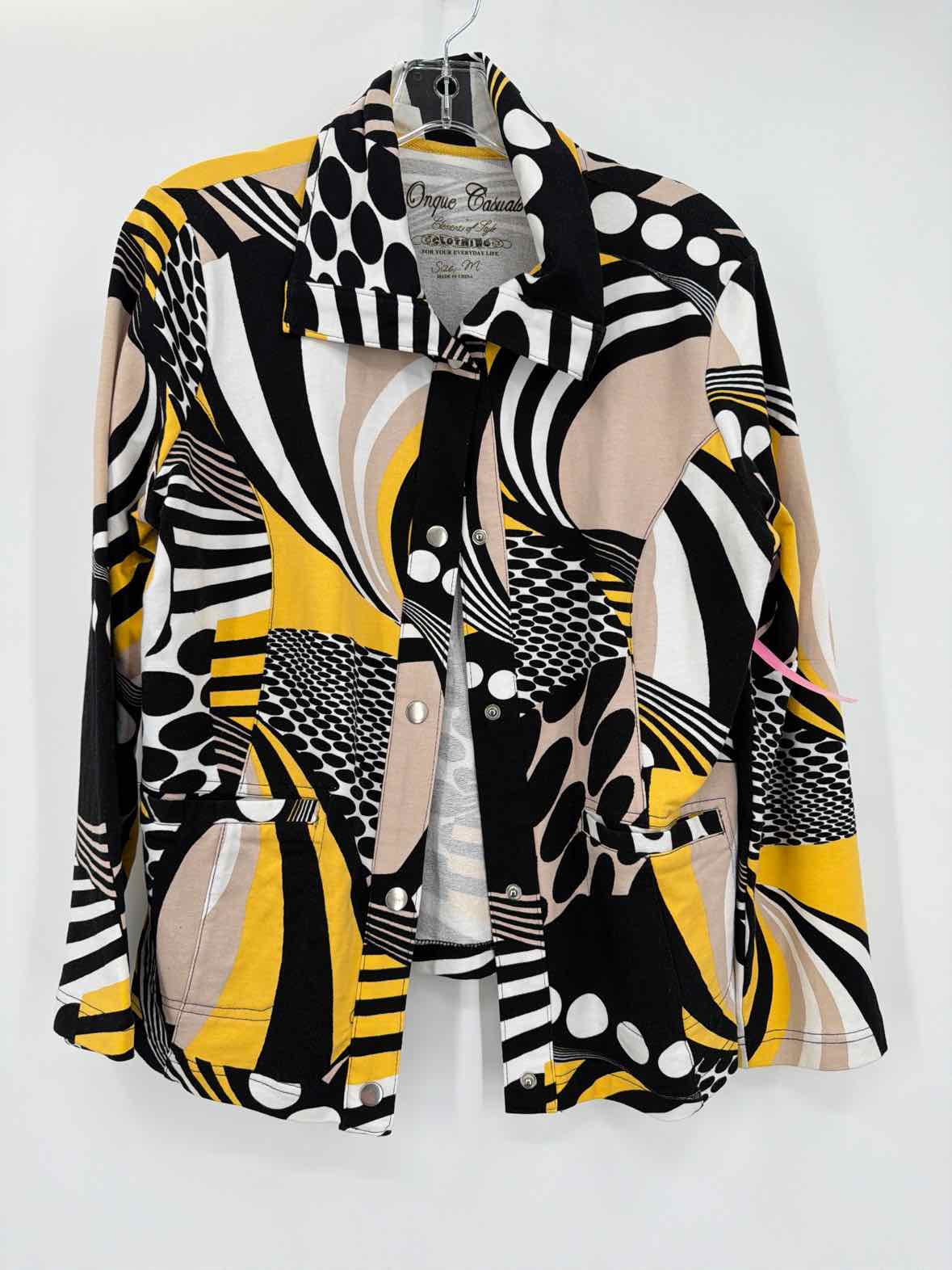 Pre-Owned Onque Black Size Medium Button Jacket | True Fashionistas.