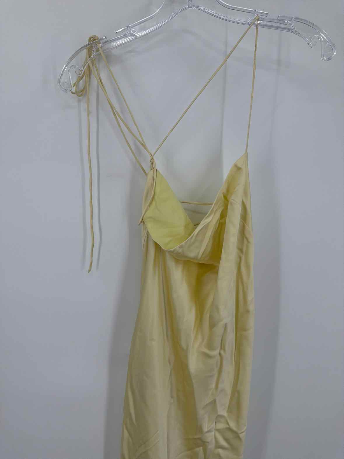 Pre-Owned Viktoria & Woods Yellow Size 00 Long Sleeveless Dress | True Fashionistas.