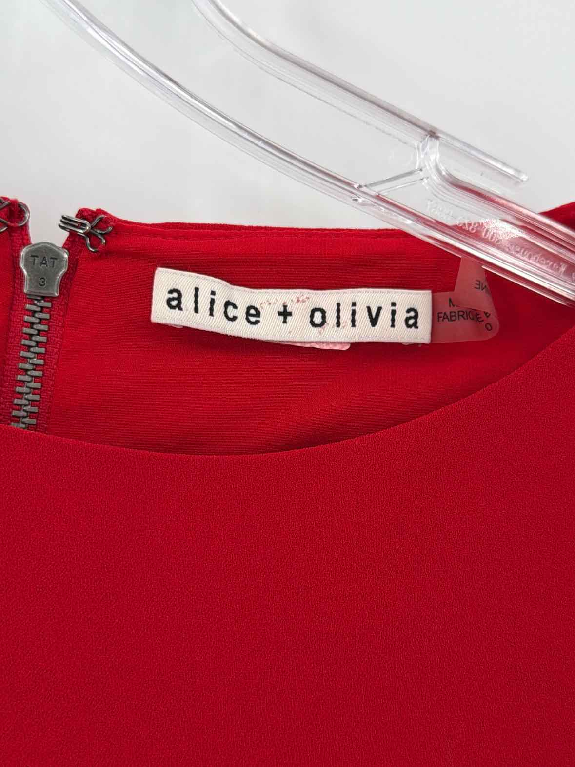 Pre-Owned Alice + Olivia Red Size 6 Blouse | True Fashionistas.