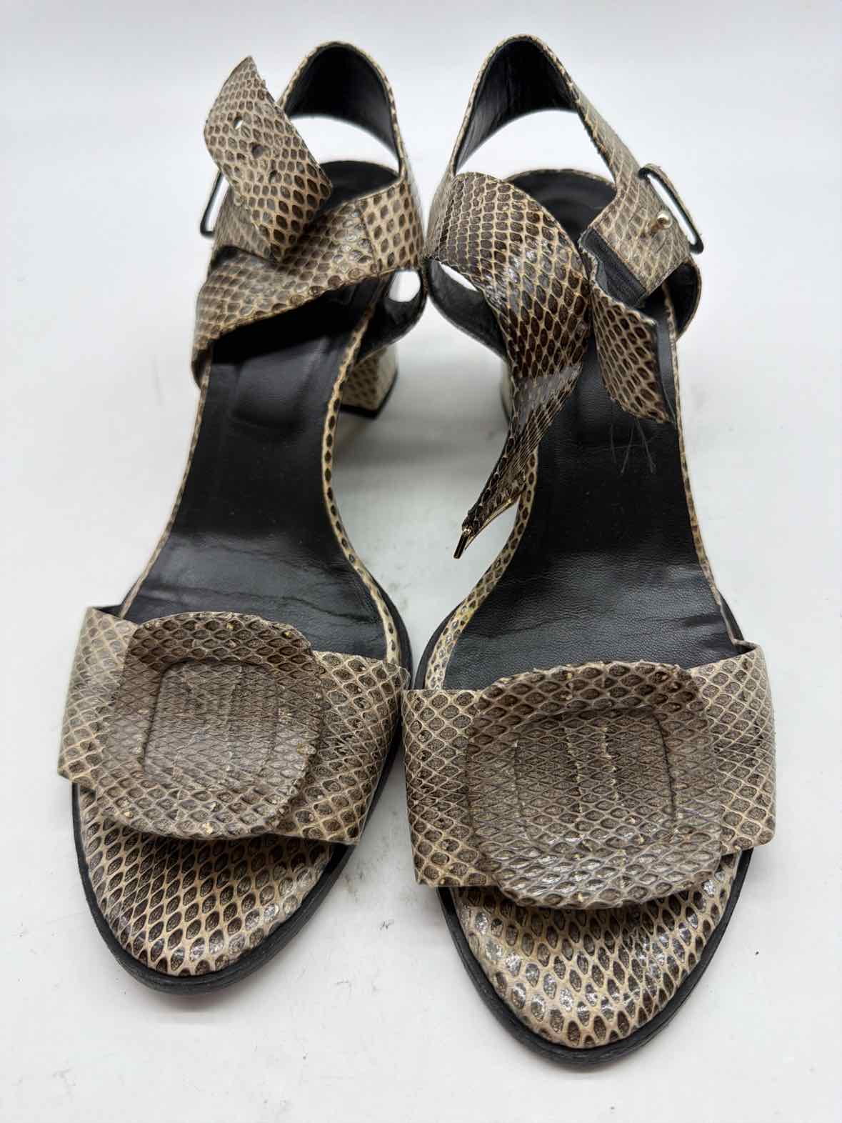Pre-Owned Roger Vivier Tan Size 39 Block Heel Heels | True Fashionistas.