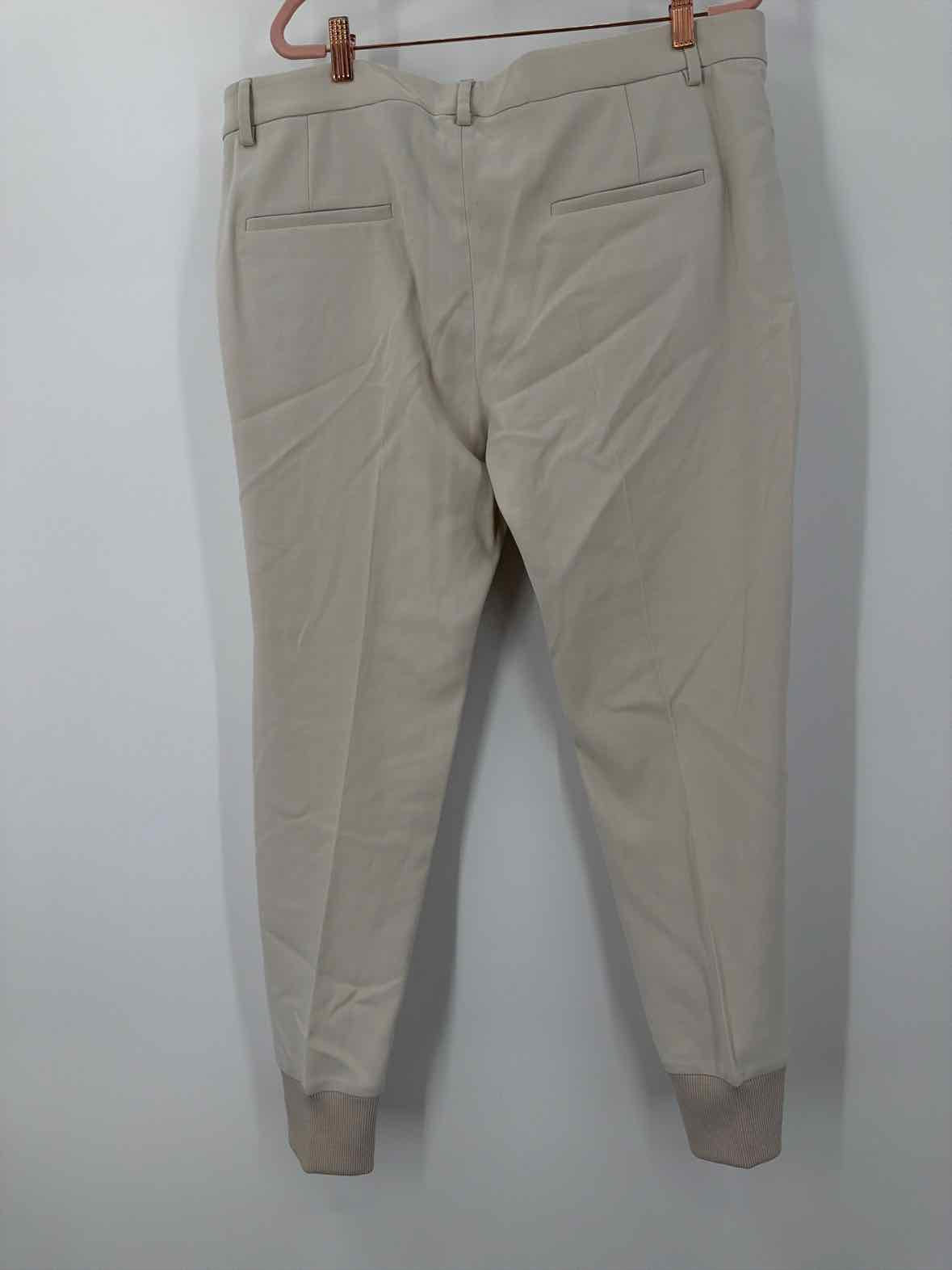 Pre-Owned Brunello Cucinelli Tan Size 48 Dress Pants | True Fashionistas.