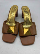 Pre-Owned Valentino Tan Size 9 Mule Heels | True Fashionistas.