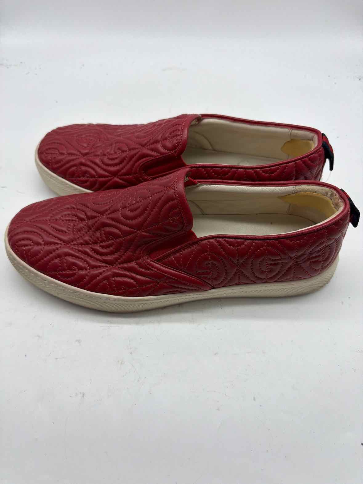 Pre-Owned Gucci Red 9 Slip On Men's Slip On | True Fashionistas.