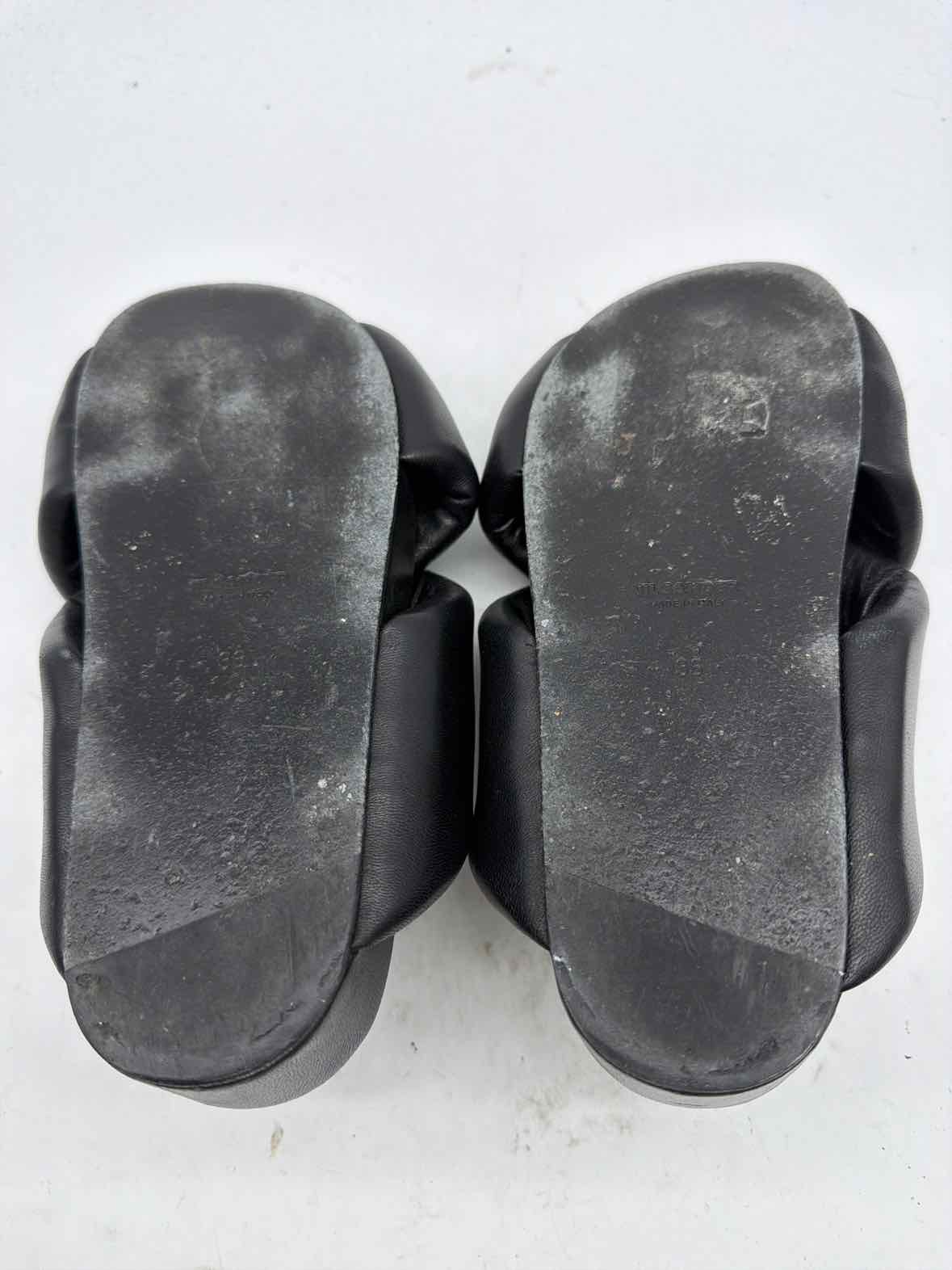 Pre-Owned Jill Stuart Black Size 6 Mule Sandals | True Fashionistas.