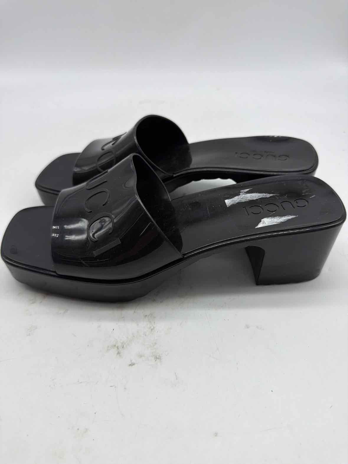 Pre-Owned Gucci Black Size 6 Jelly Mule Sandals | True Fashionistas.