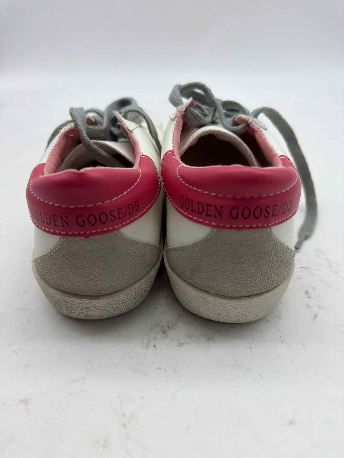 Pre-Owned Golden Goose White Size 9 Fashion Sneaker Athletic Shoes | True Fashionistas.
