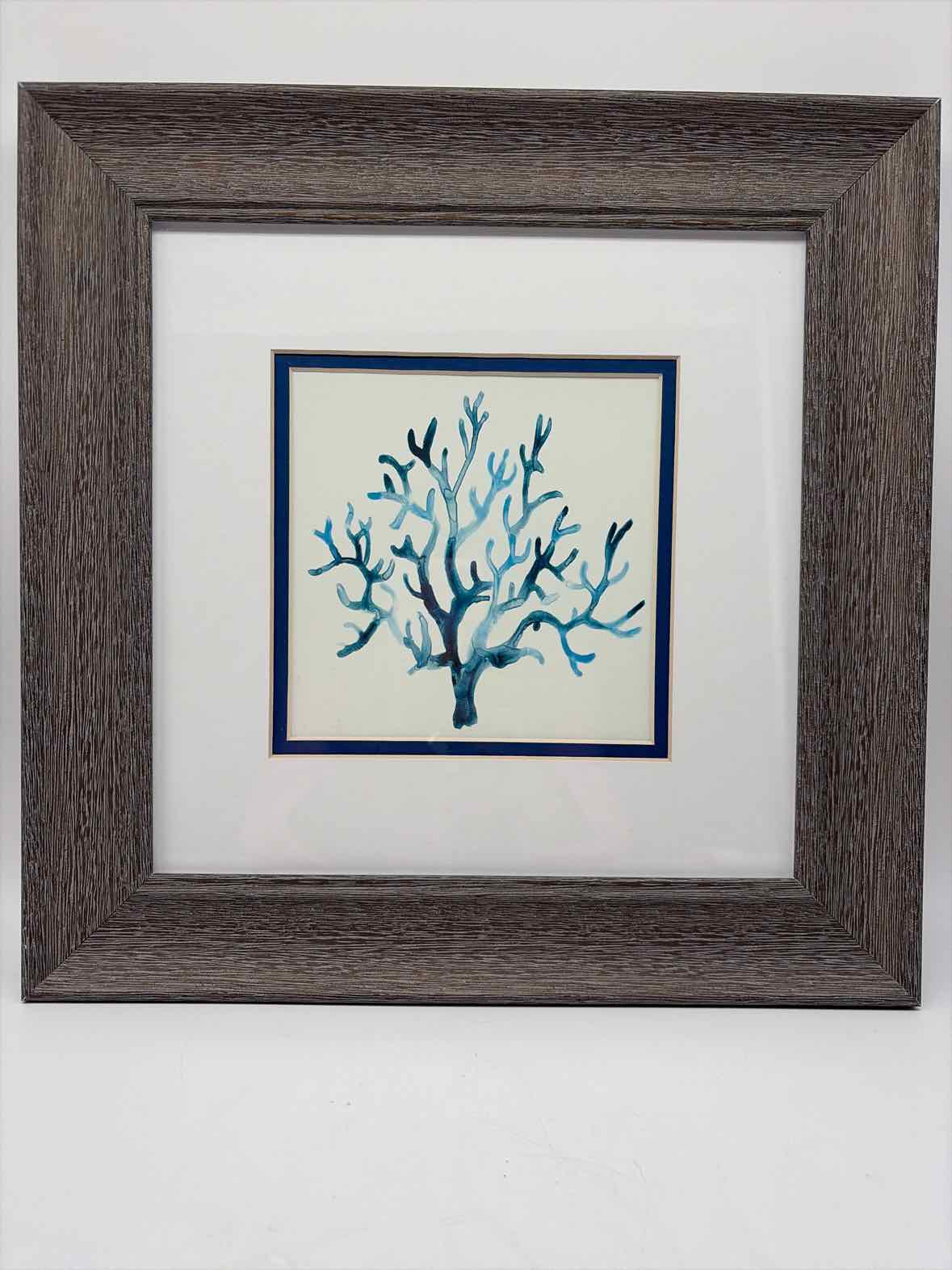 Blue Sea Fan | True Fashionistas.