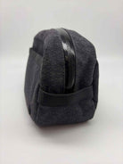 Pre-Owned Lululemon Grey Pouch Pouch | True Fashionistas.