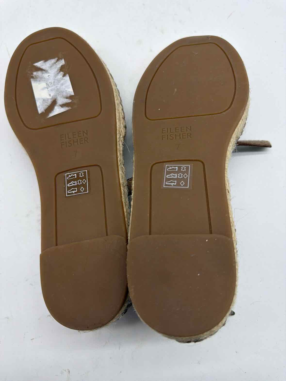 Pre-Owned Eileen Fisher Gold Size 7 Espadrille Sandals | True Fashionistas.