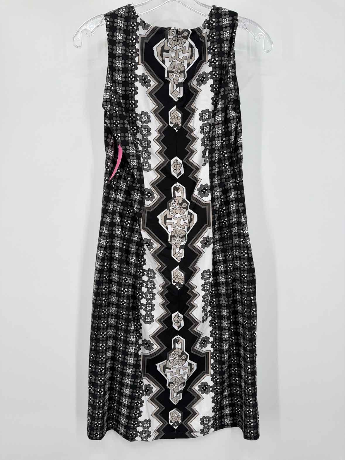 Pre-Owned J Mclaughlin Black Size Small Short Sleeveless Dress | True Fashionistas.