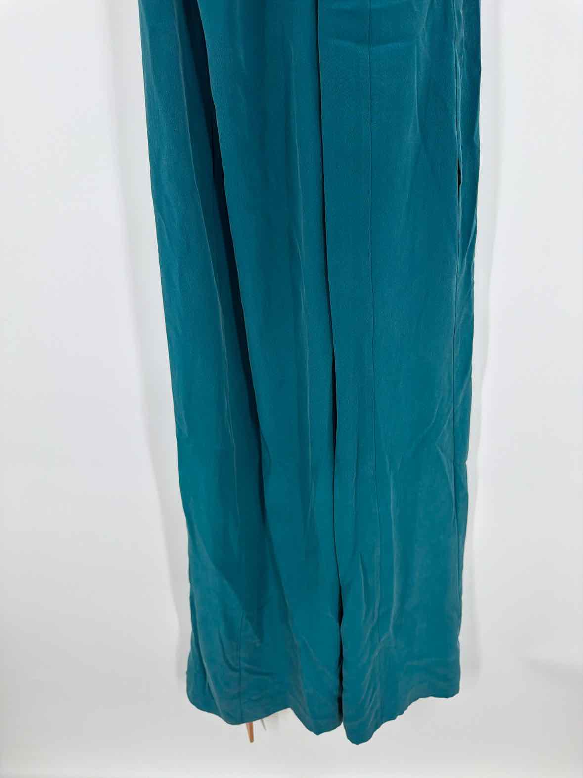 Pre-Owned The Eight Senses Blue Size Small Long Sleeveless Dress | True Fashionistas.