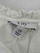 Crown & Ivy White Size 2X Blouse | True Fashionistas.