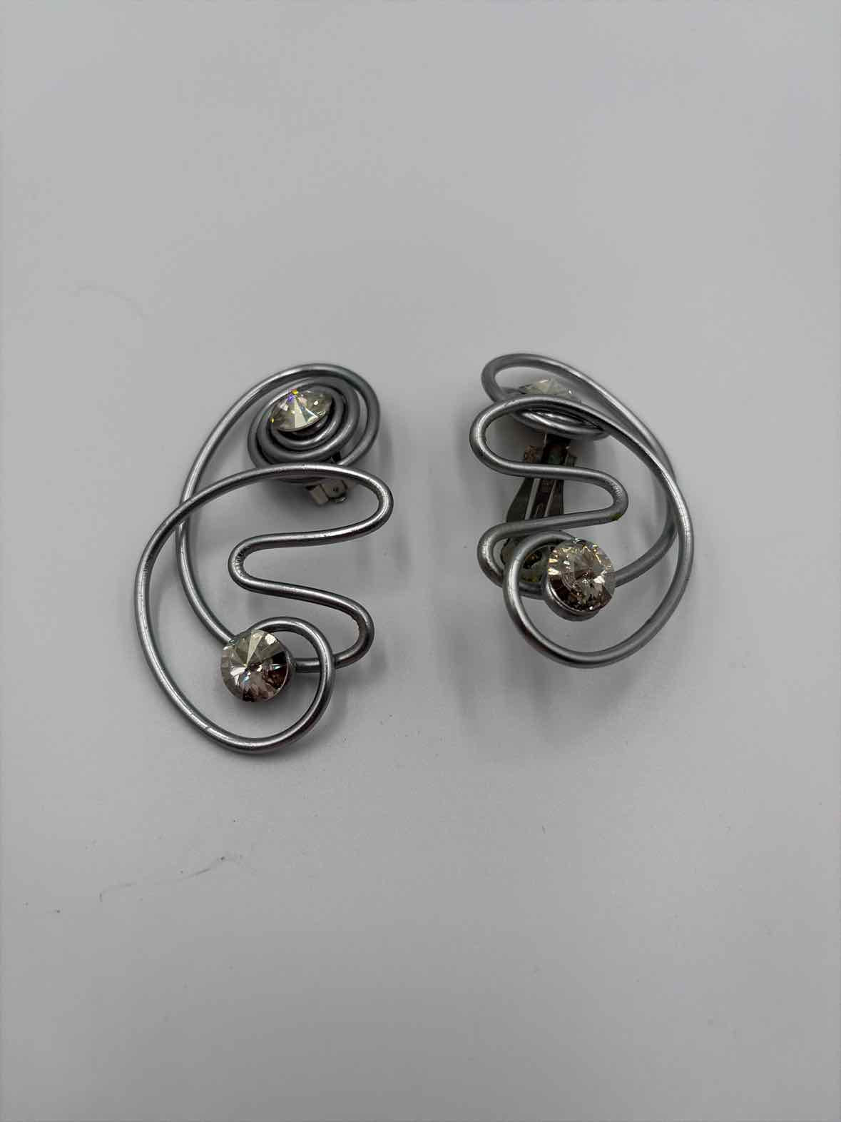 Jeff Lieb Silver clip Drop Earrings | True Fashionistas.