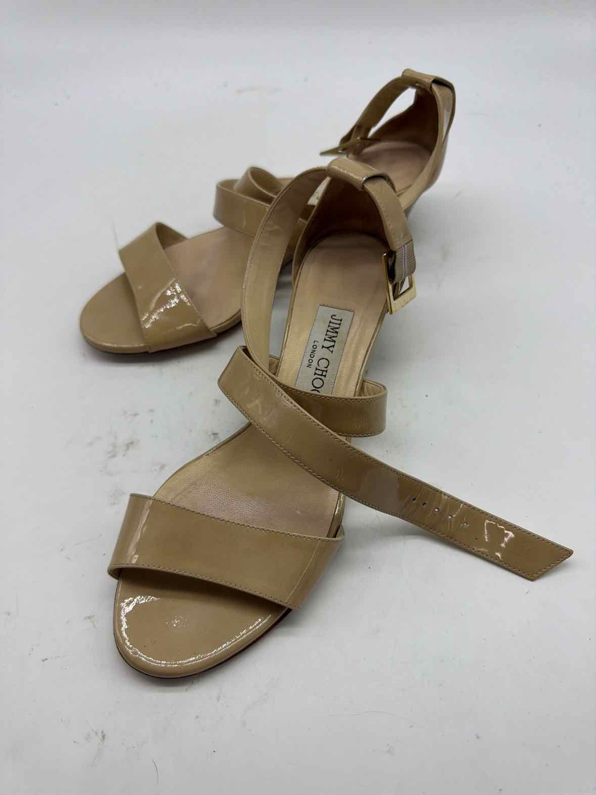 Pre-Owned Jimmy Choo Tan Size 6 Patent Leather Strappy Heels | True Fashionistas.