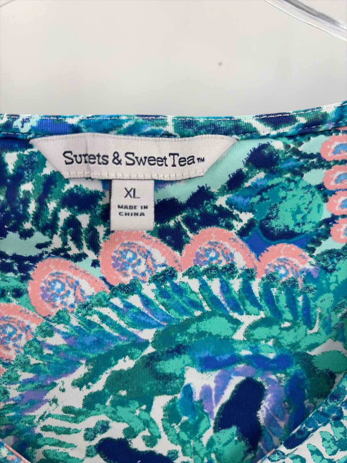 Sunsets & Sweet Tea Blue Size XL 3/4 Sleeve T-shirt | True Fashionistas.