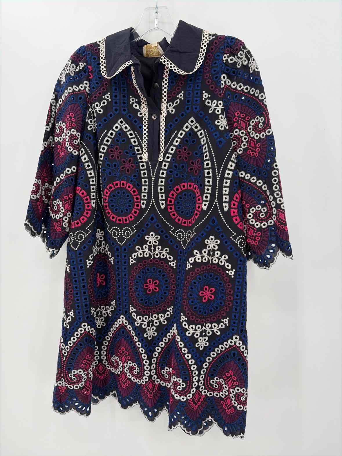 Entro Black Size Small Eyelet Short Long Sleeve Dress | True Fashionistas.