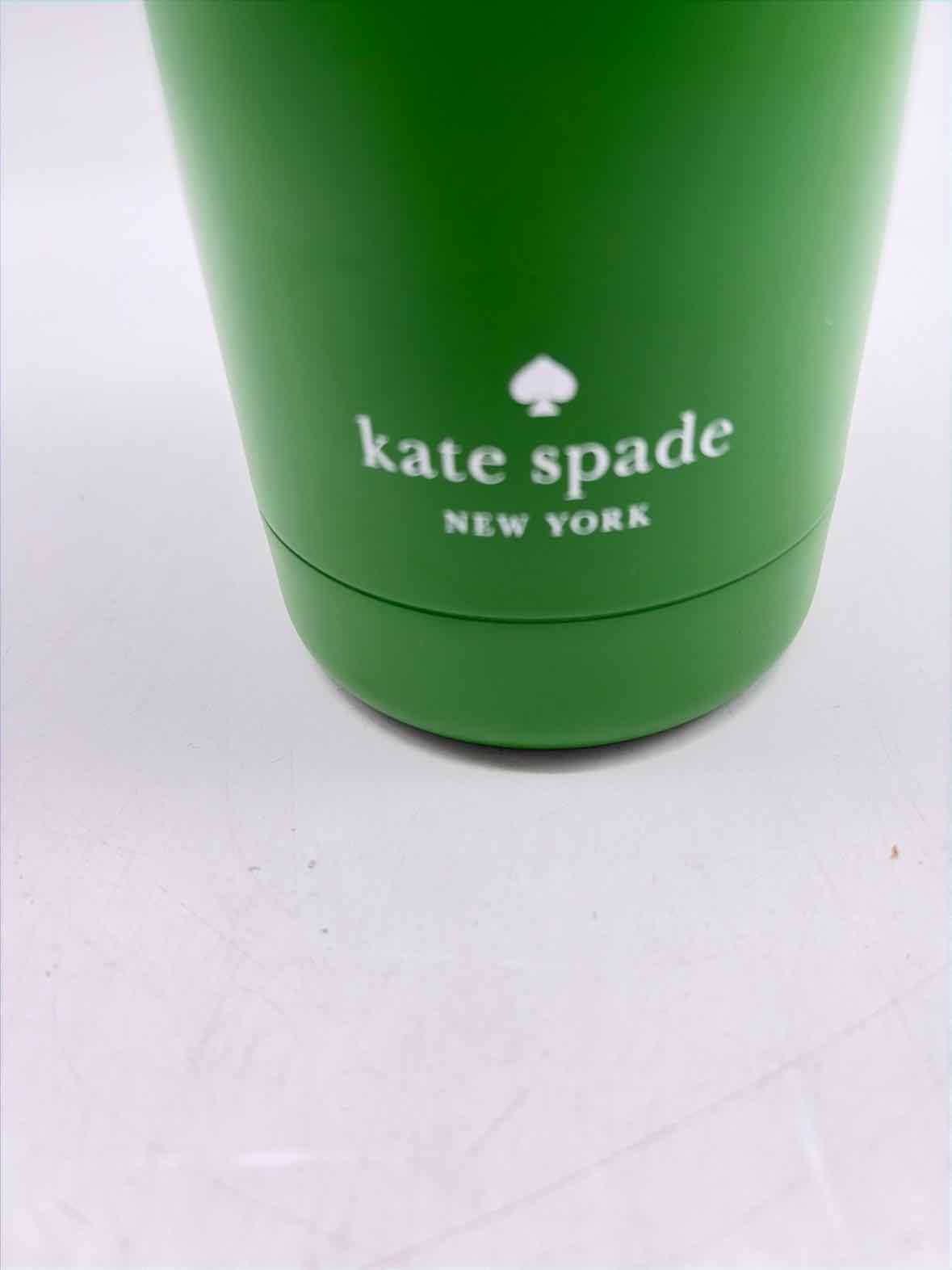 Kate Spade Green Metal Drink Bottle | True Fashionistas.