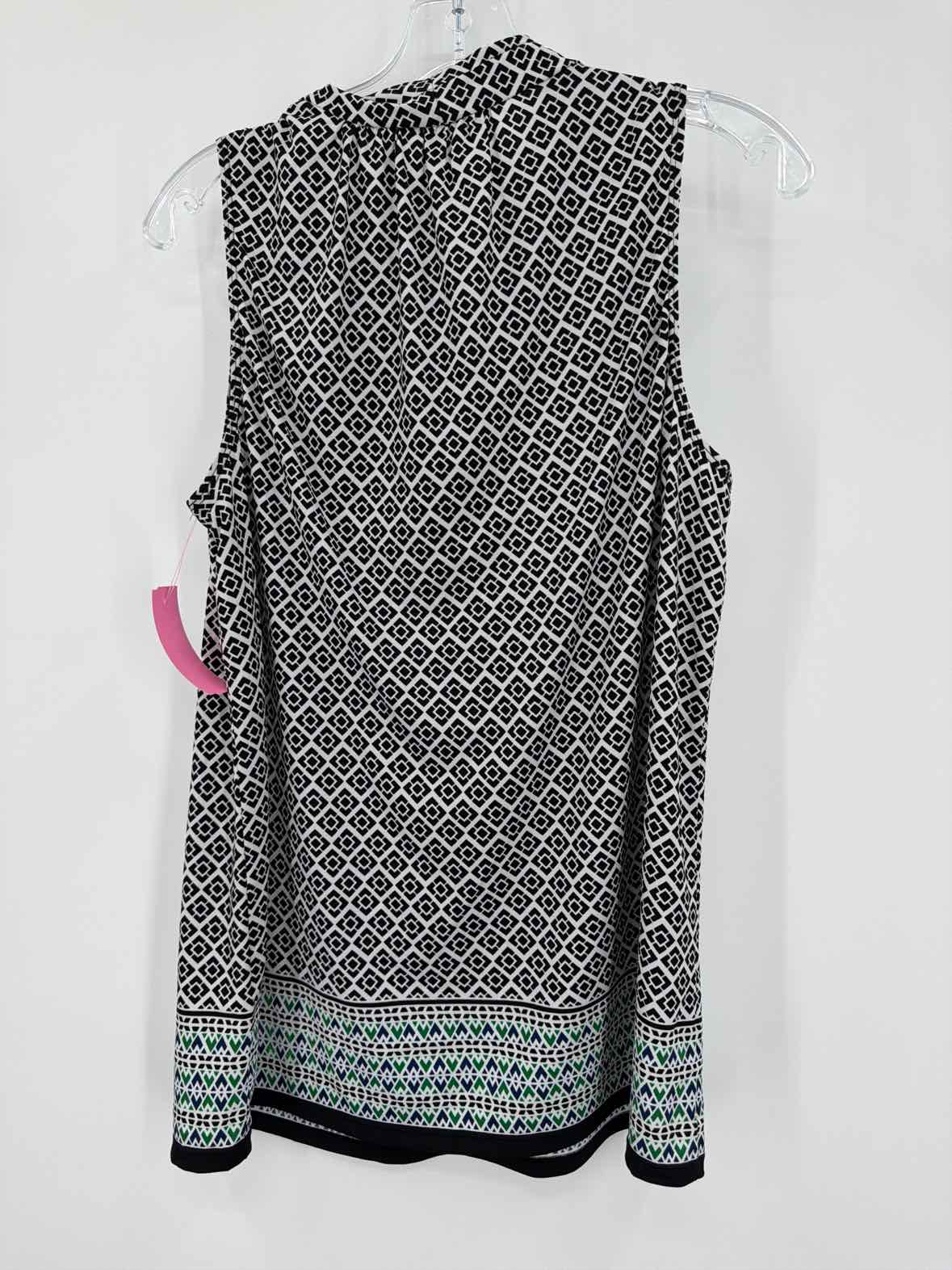 Pre-Owned Max Studio Black Size Large Tank Top | True Fashionistas.