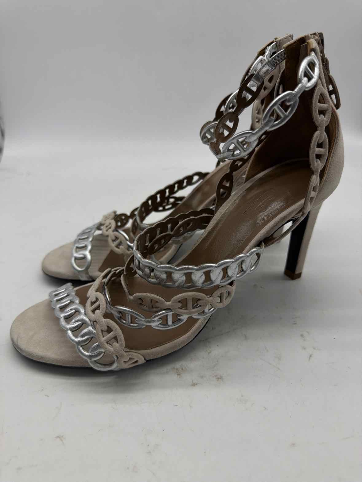 Pre-Owned Hermes Tan Size 39 Strappy Heels | True Fashionistas.