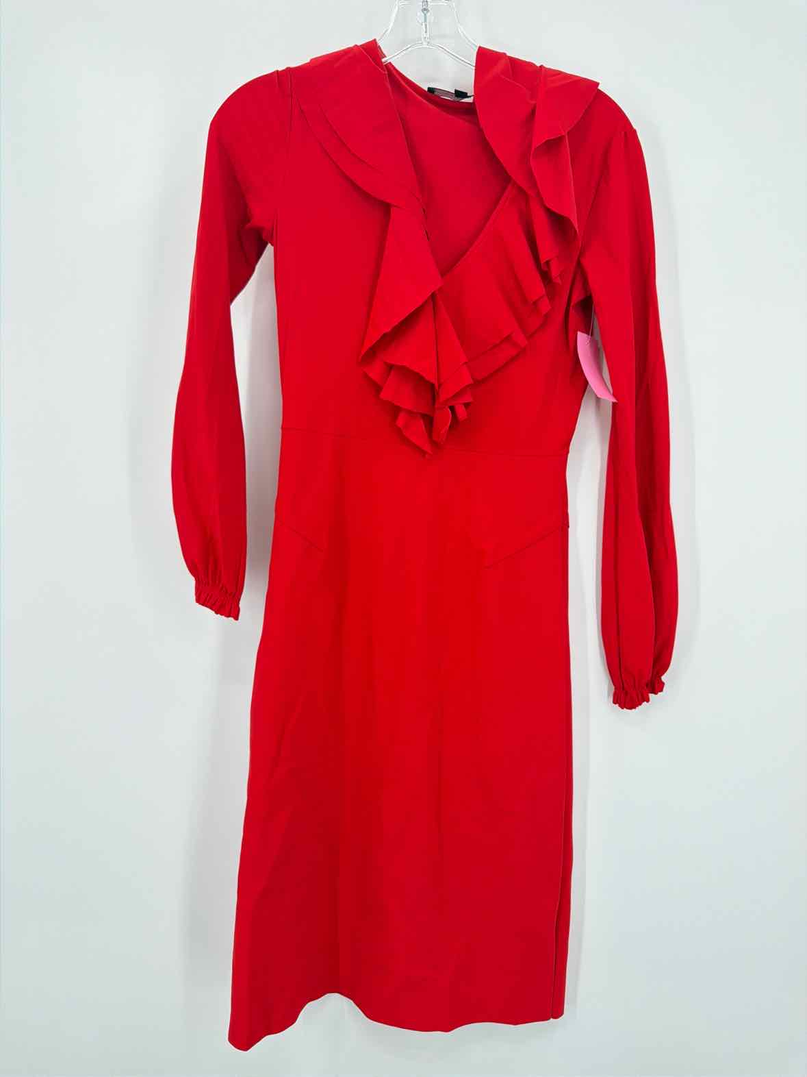 Pre-Owned La Petite Robe Chiara Boni Red Size 42/8 Short Long Sleeve Dress | True Fashionistas.