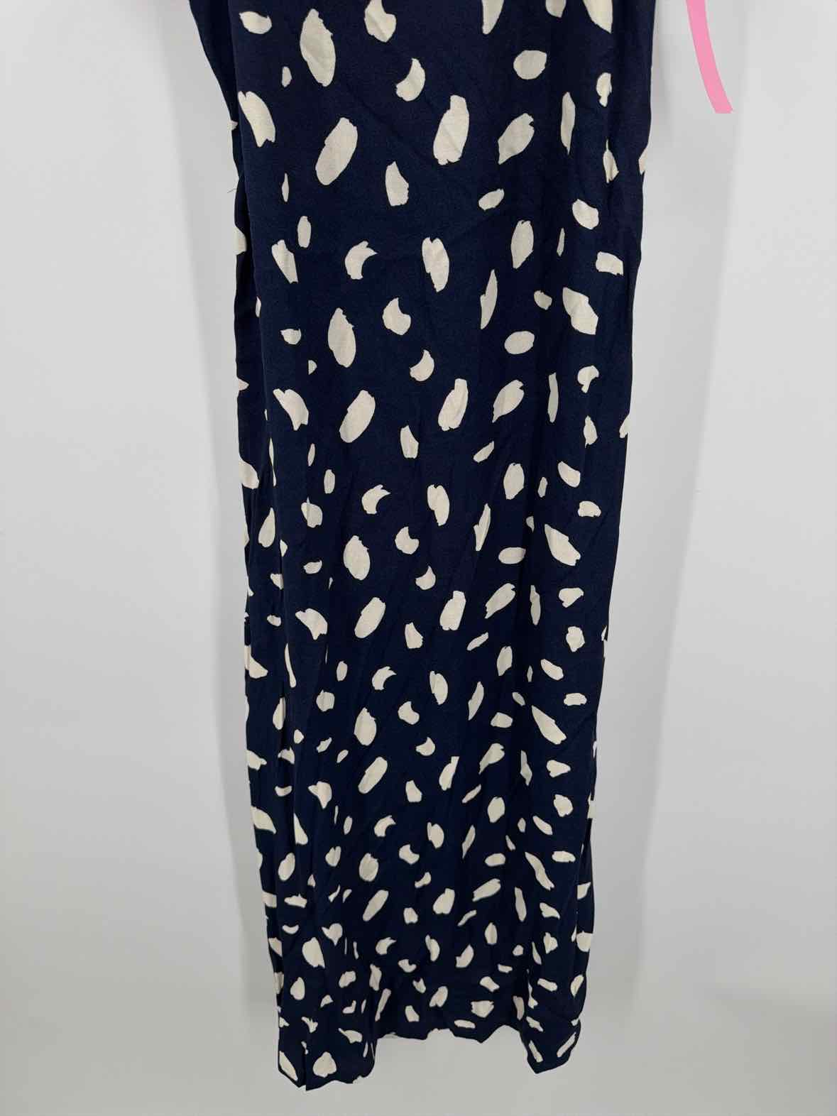 Pre-Owned Reformation Navy Size 6 Long Sleeveless Dress | True Fashionistas.