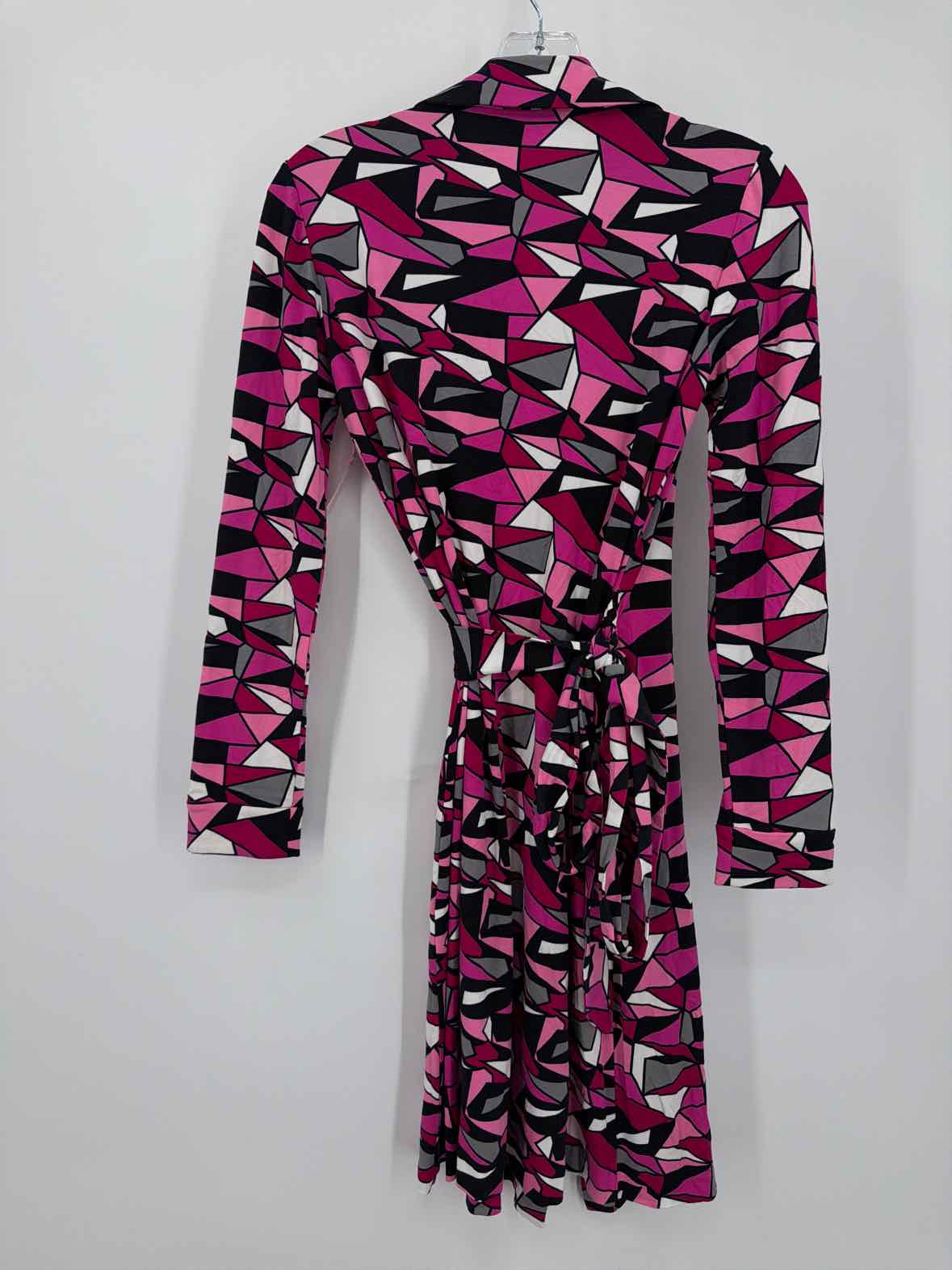 Pre-Owned Diane Von Furstenberg Purple Size 2 Wrap Short Long Sleeve Dress | True Fashionistas.
