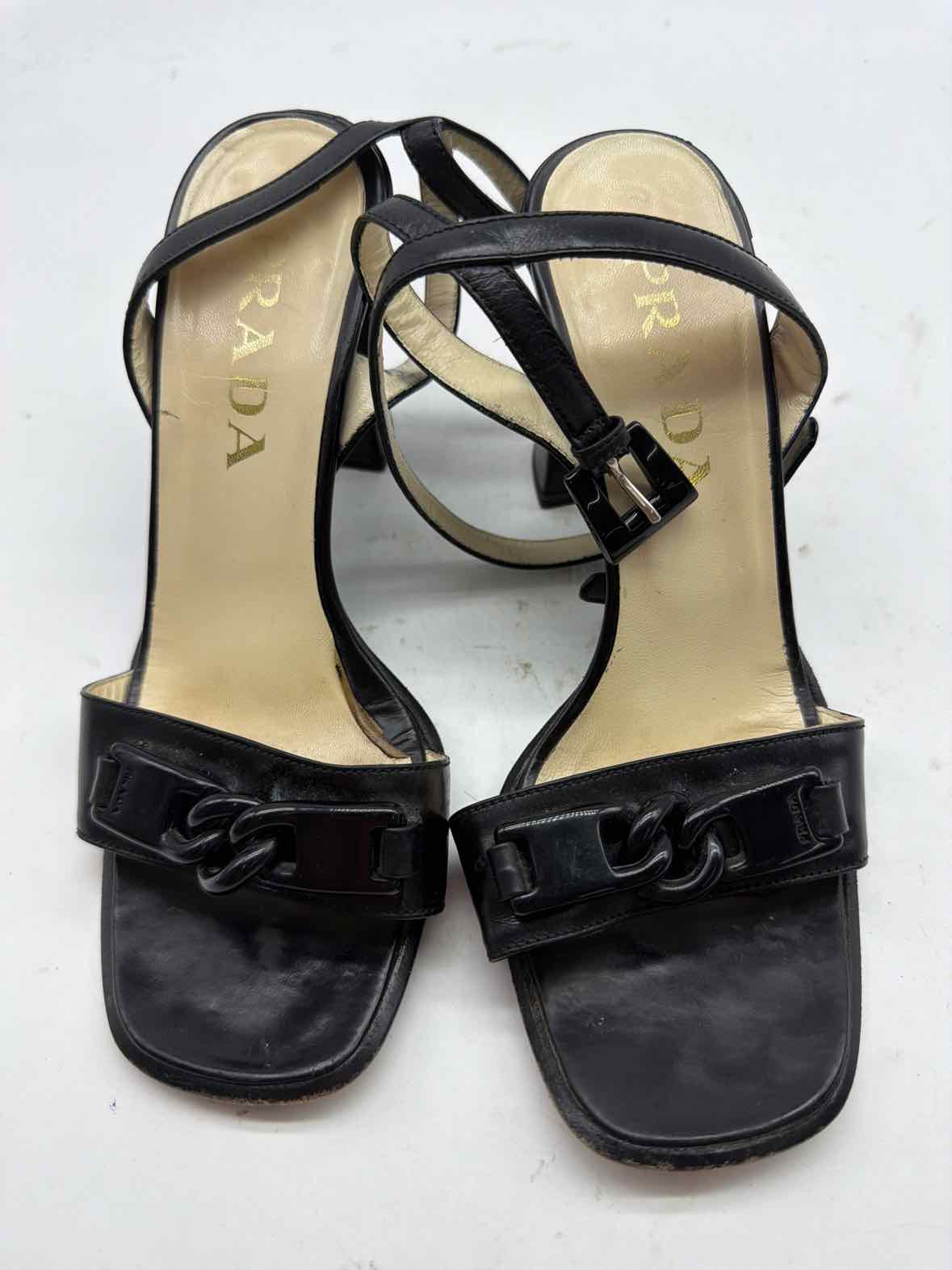 Pre-Owned Prada Black Size 6 Block Heel Heels | True Fashionistas.
