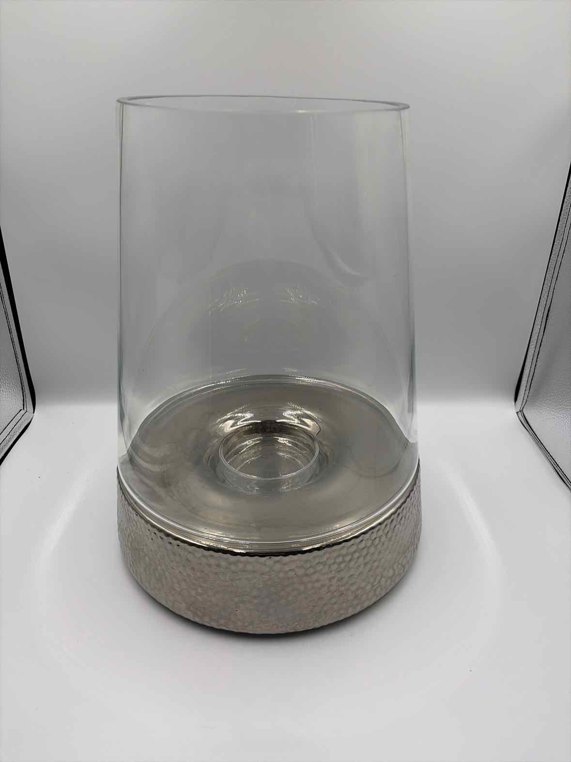 Silver Glass Candle Holder | True Fashionistas.