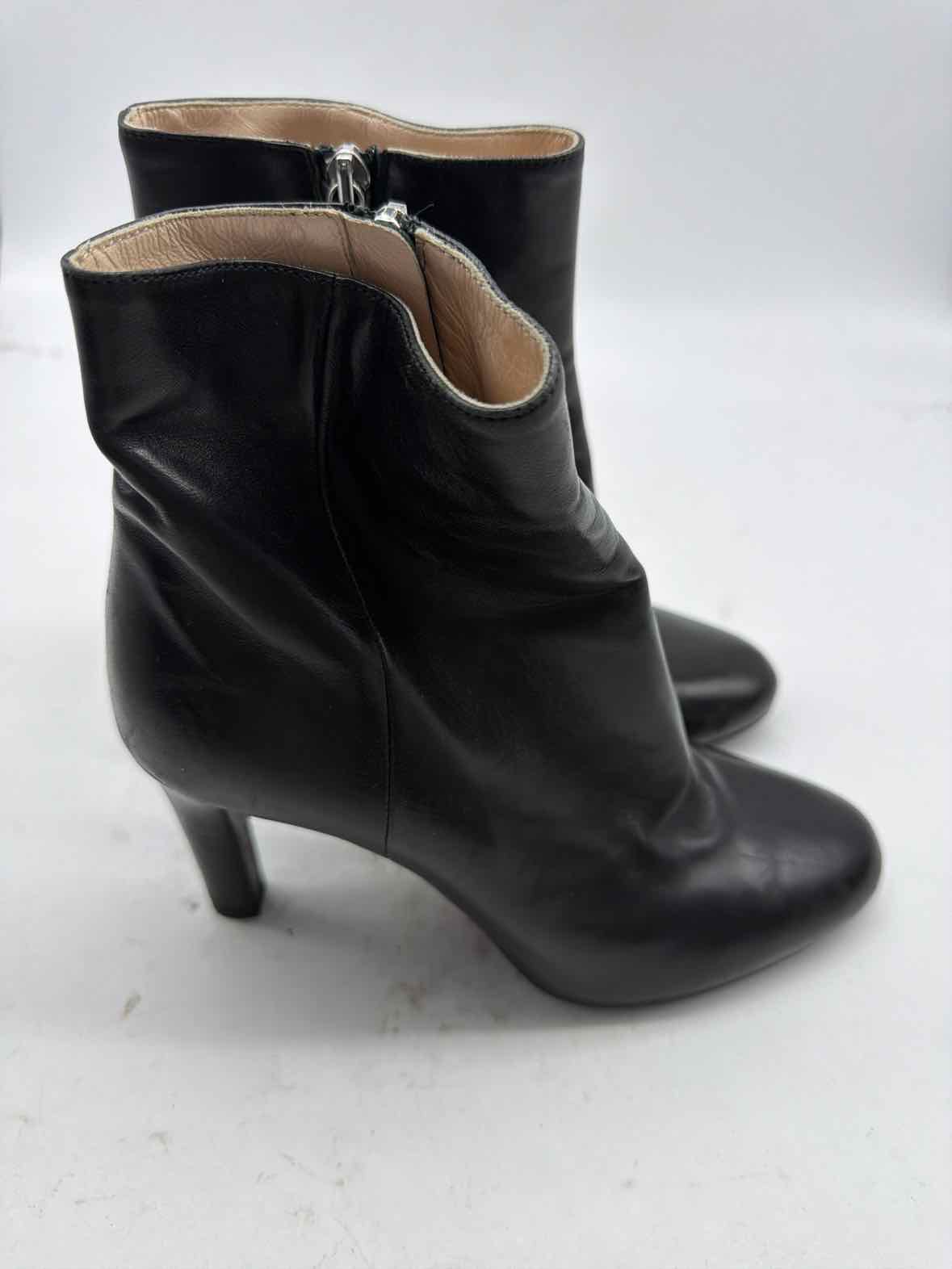 Pre-Owned Prada Black Size 5.5 Leather Ankle Boots | True Fashionistas.