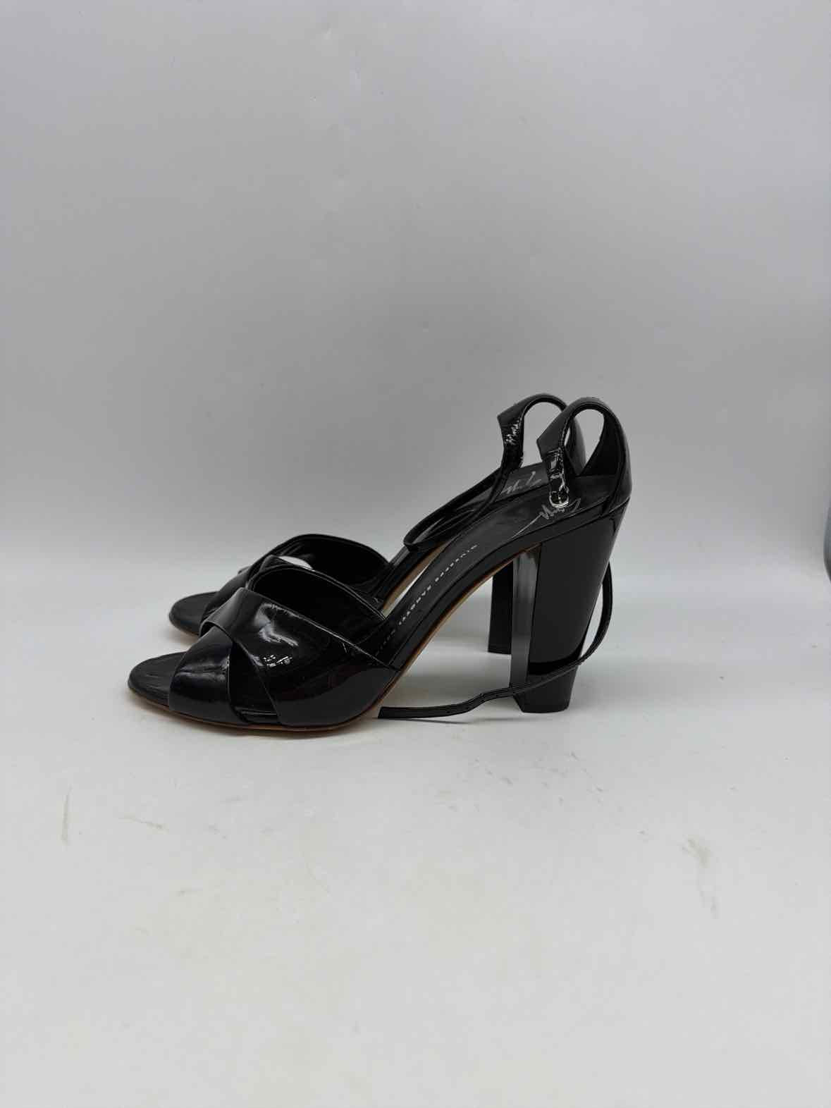Pre-Owned Giuseppe Zanotti Black Size 38.5 Strappy Heels | True Fashionistas.
