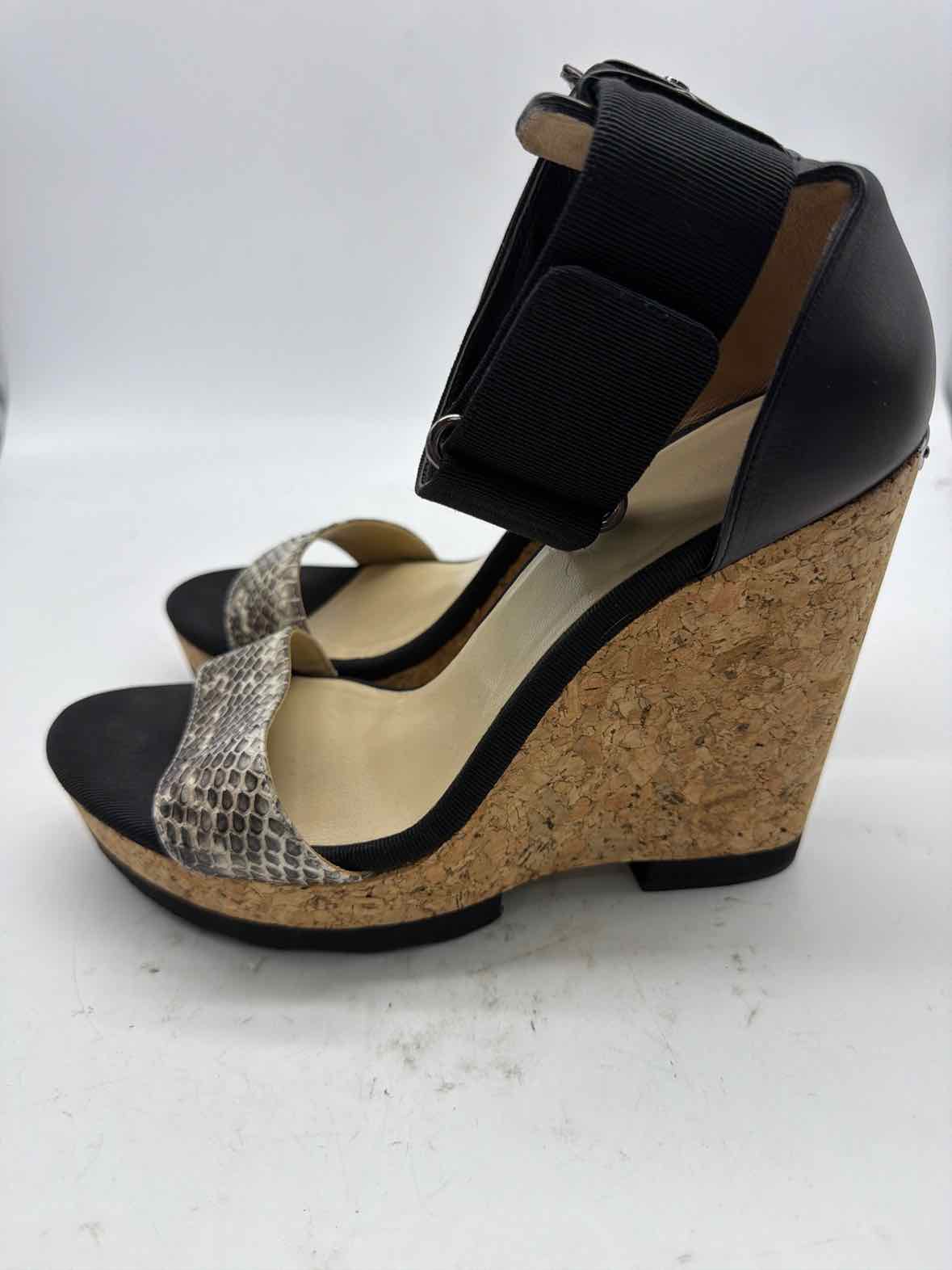 Pre-Owned Jimmy Choo Black Size 10.5 Wedge Heels | True Fashionistas.