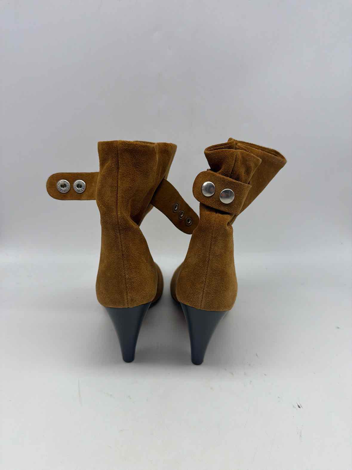 Pre-Owned Isabel Marant Tan Size 39 Ankle Boots | True Fashionistas.